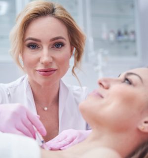 experienced-dermatologist-injecting-dermal-filler-2026-03-19-09-28-28-utc-1536x1024